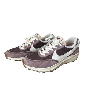 Nike Waffle Debut Plum Purple Eclipse Sail Sneaker DX2931-200 Women’s Size 10